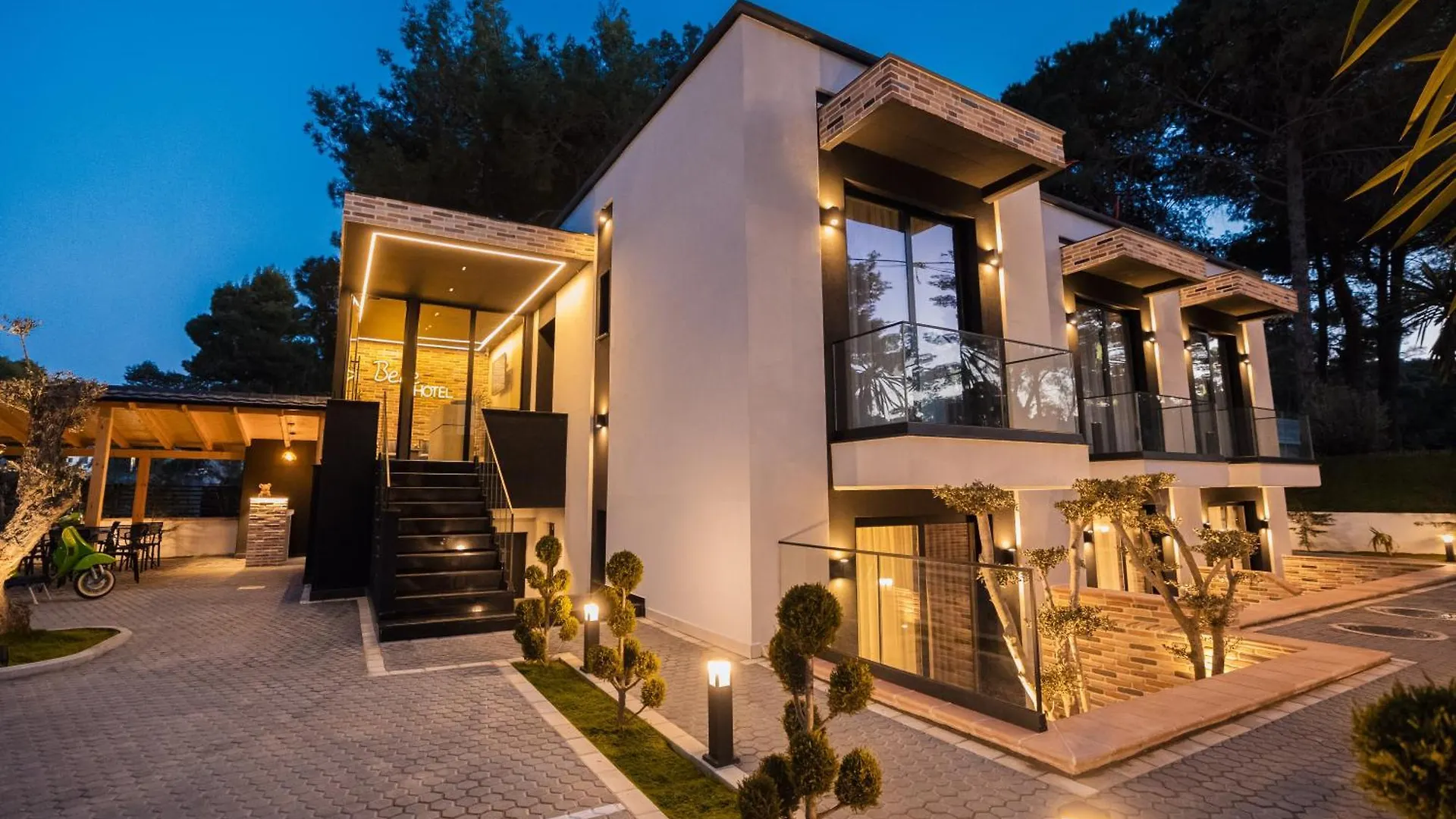 ****  Hotel Beke Vlore Albania