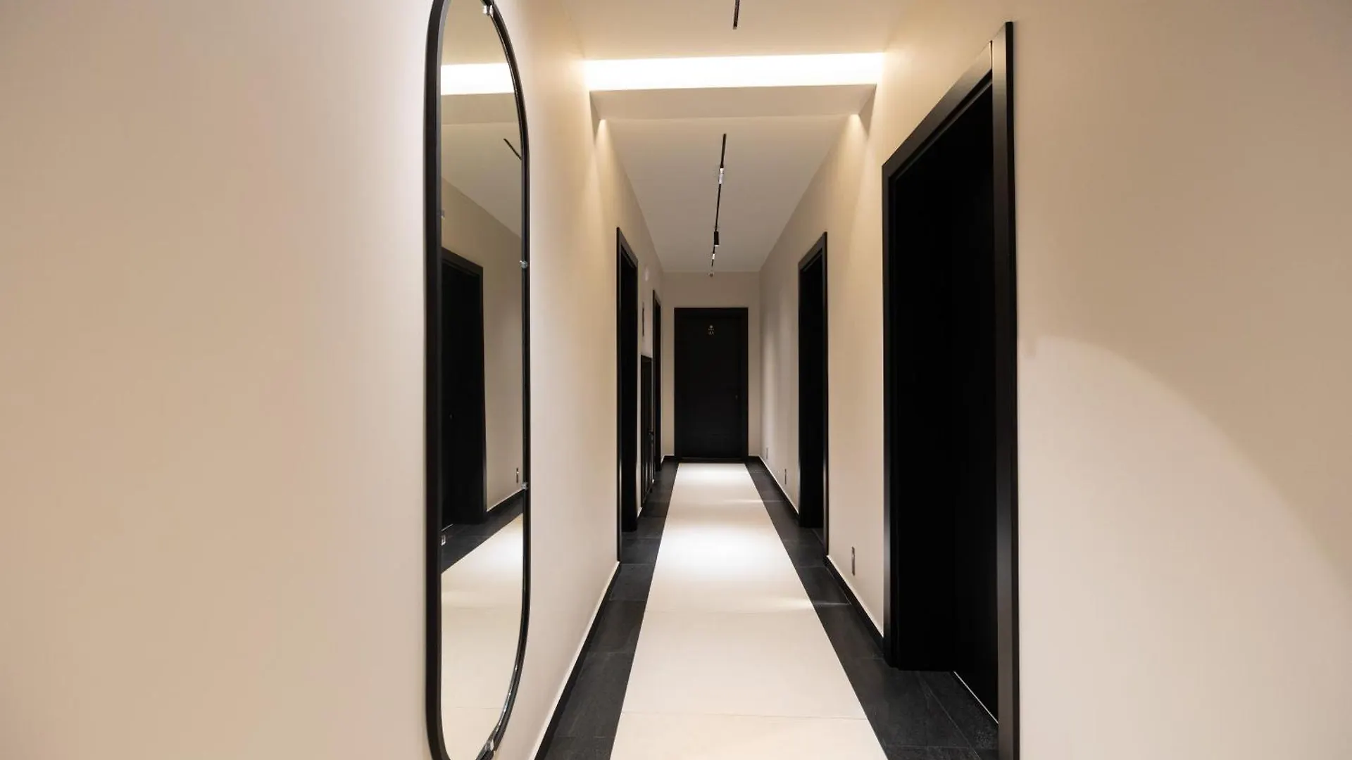 Hotel Beke Vlore 4*,