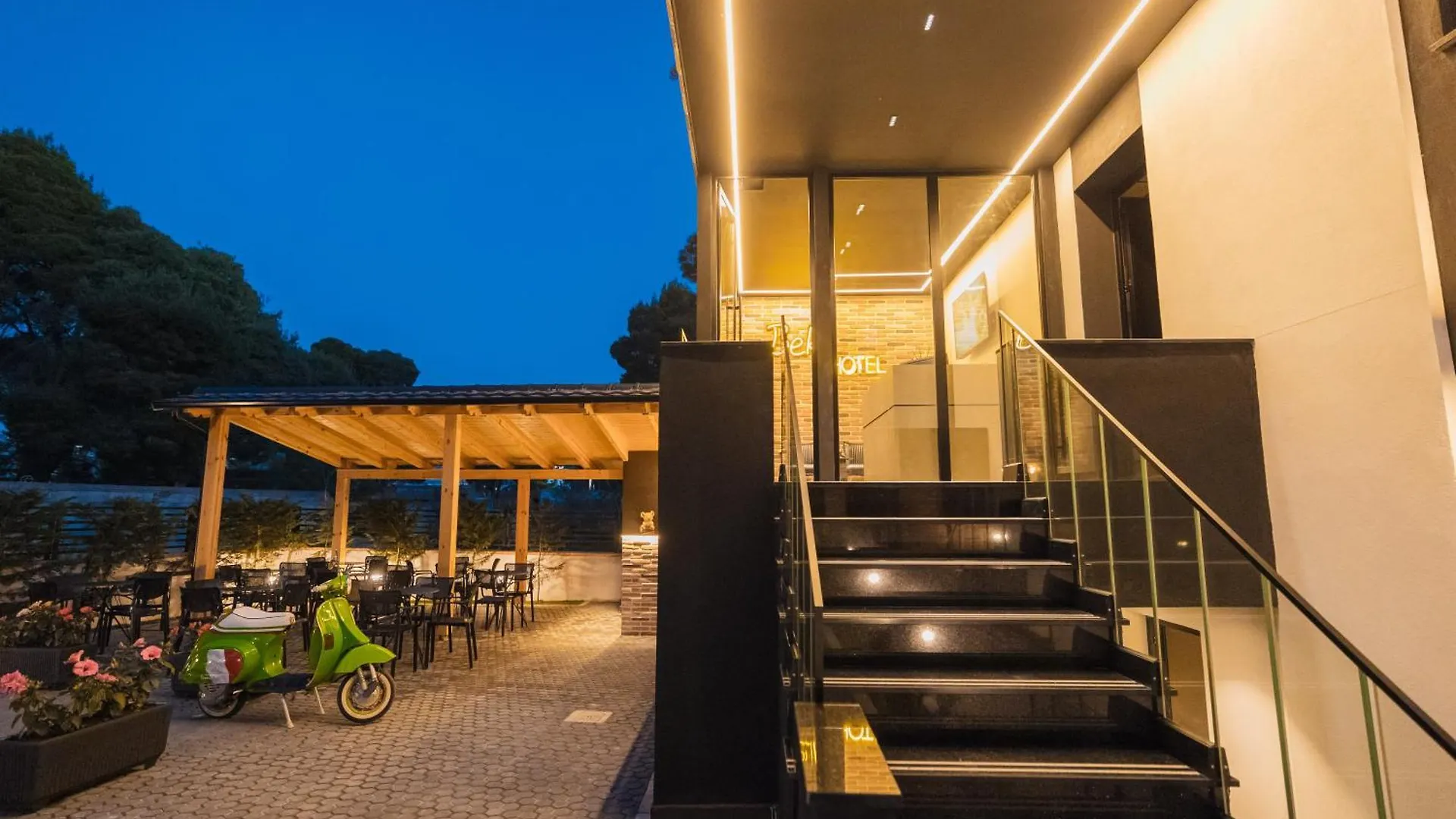 Hotel Beke Vlorë 4*,  Albânia